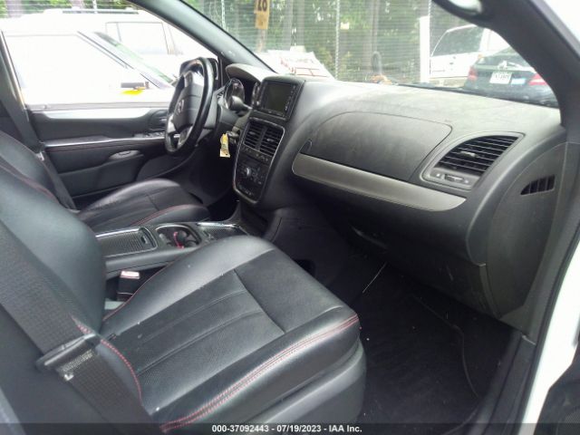 2C4RDGEG4KR530104 Dodge Grand Caravan Gt