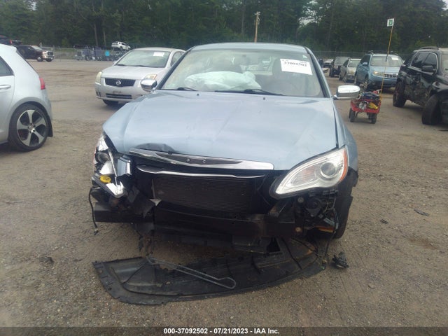 2013 CHRYSLER 200 LIMITED VIN: 1C3CCBCG4DN520532