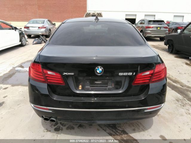 WBA5A7C54ED618423 BMW 5 Series 528i Xdrive