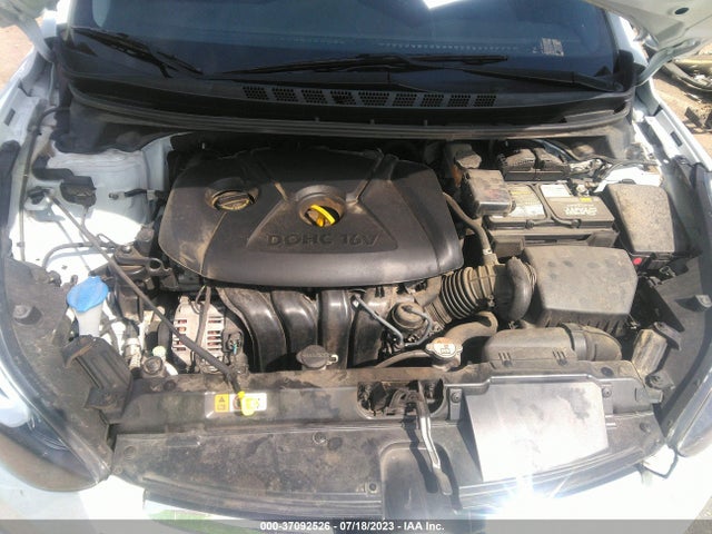 Hyundai ELANTRA SE 2016 5NPDH4AE5GH745805 Image 16