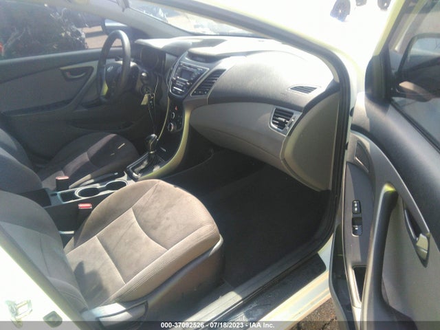 Hyundai ELANTRA SE 2016 5NPDH4AE5GH745805 Image 11