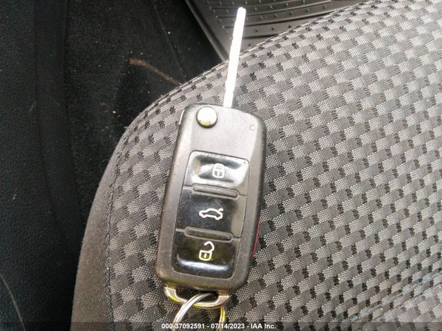 2013 VOLKSWAGEN JETTA SEDAN S VIN: 3VW2K7AJ7DM452448
