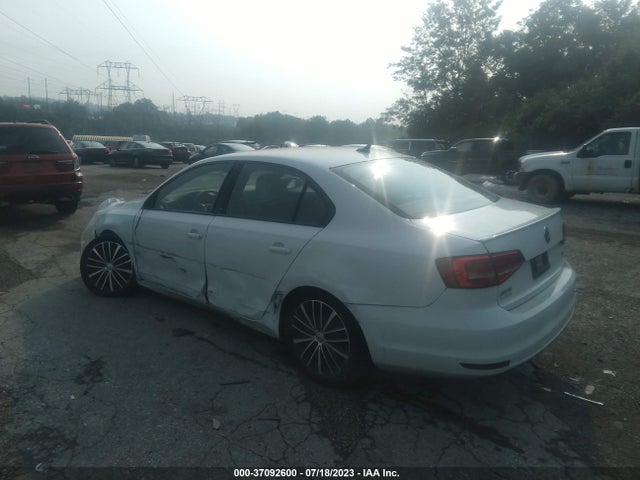 3VWD17AJ9FM326896 Volkswagen Jetta Sedan 1.8t Sport