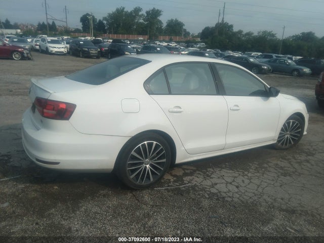 3VWD17AJ9FM326896 Volkswagen Jetta Sedan 1.8t Sport