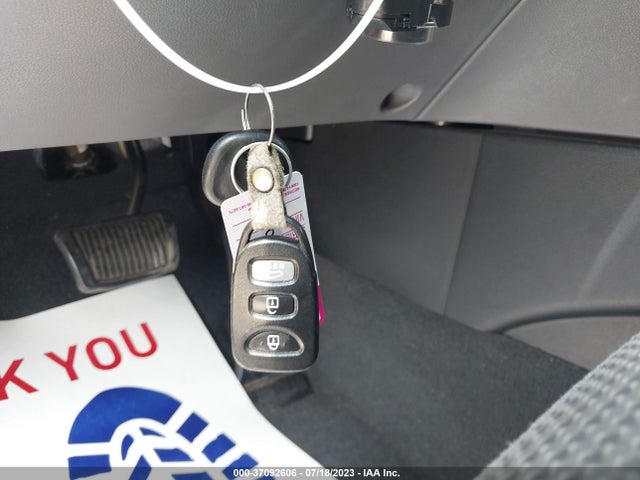 2013 HYUNDAI SONATA GLS VIN: 5NPEB4AC3DH653009