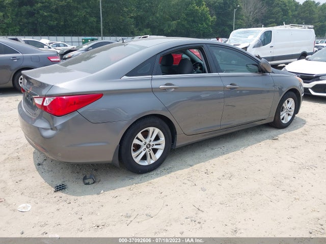 2013 HYUNDAI SONATA GLS VIN: 5NPEB4AC3DH653009