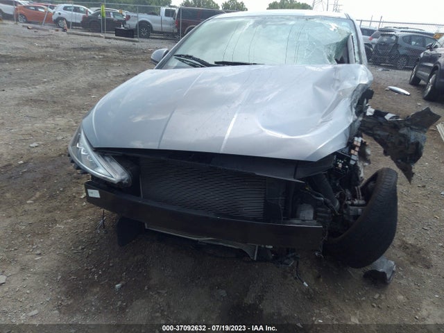2019 HYUNDAI ELANTRA LIMITED VIN: 5NPD84LF2KH451342