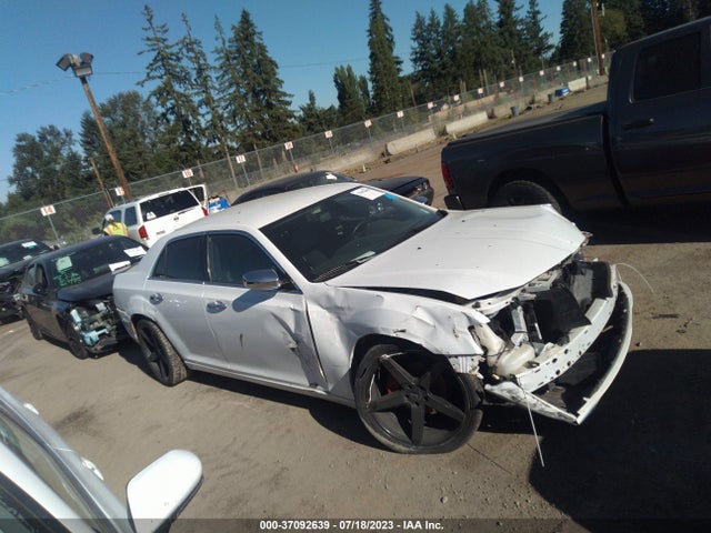 Chrysler 300 Limited 2018 2C3CCAEG0JH159697 Image 13