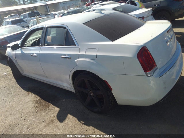 Chrysler 300 Limited 2018 2C3CCAEG0JH159697 Image 3