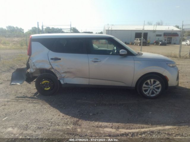 KNDJ23AU0M7738802 KIA SOUL LX
