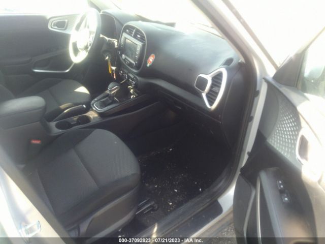 KNDJ23AU0M7738802 KIA SOUL LX