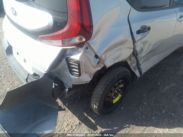 KNDJ23AU0M7738802 KIA SOUL LX