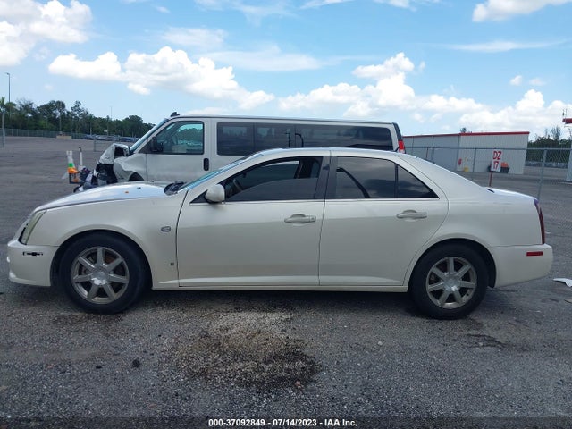 2006 CADILLAC STS VIN: 1G6DW677X60125668