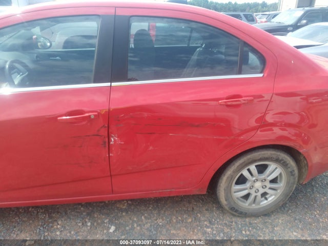 Chevrolet SONIC LT 2015 1G1JC5SH2F4153369 Image 6