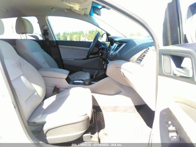 Hyundai TUCSON SE 2018 KM8J2CA42JU778890 Image 12