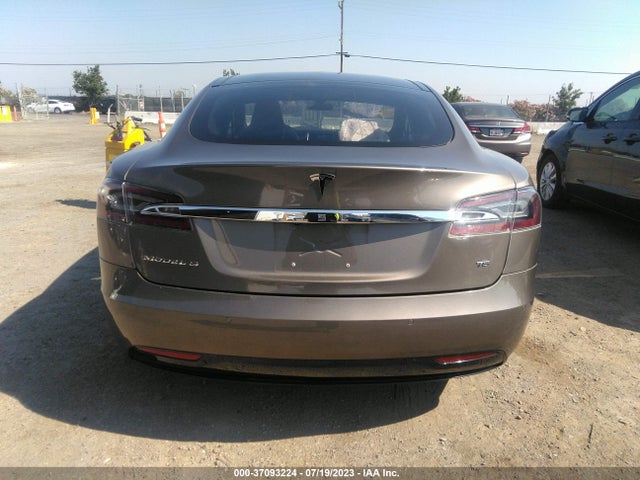 Tesla Model S 70 Kwh 2016 5YJSA1E19GF149659 Image 8