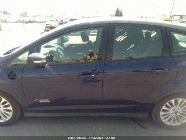 1FADP5EU8HL102796 Ford C-max Energi Se