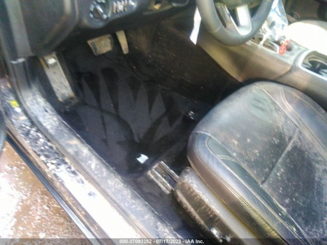 2C3CDXHG6FH875197 Dodge Charger Sxt