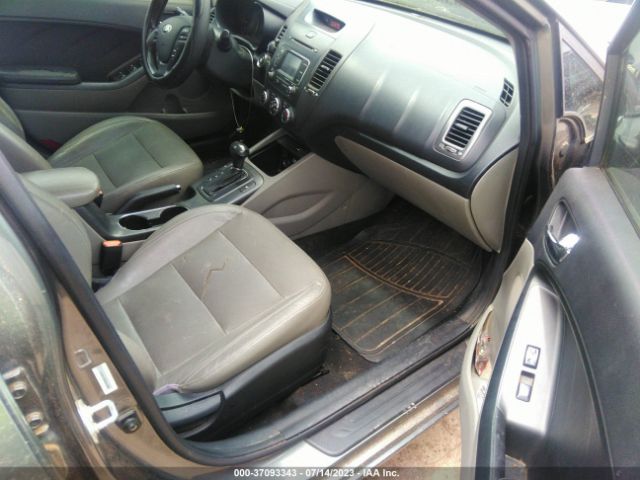 KNAFX5A89E5164913 KIA Forte 5-door Ex