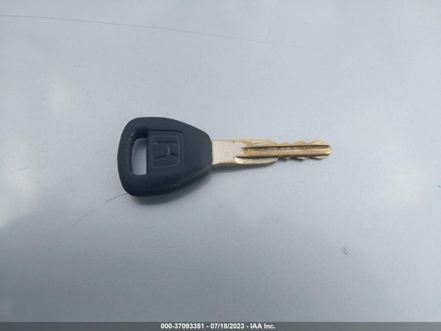 2000 HONDA ACCORD CPE 1HGCG2252YA002983 Photo 10