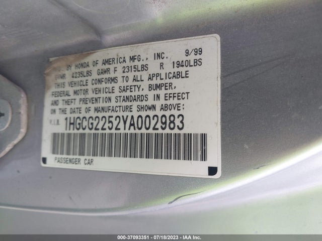 2000 HONDA ACCORD CPE 1HGCG2252YA002983 Photo 8
