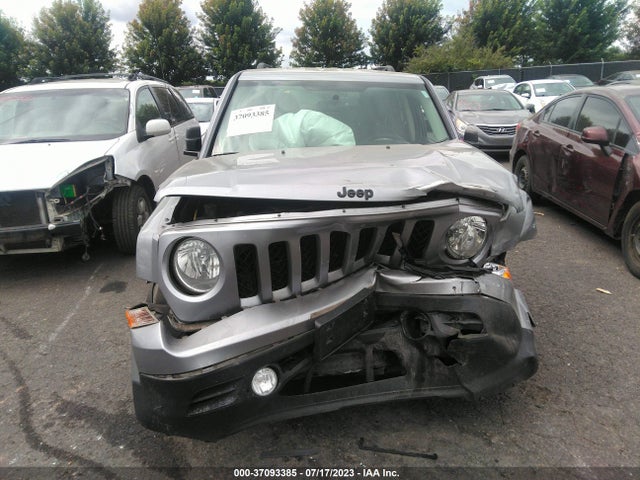 1C4NJRBB1FD207293 Jeep Patriot Altitude Edition