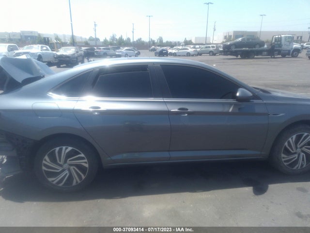 3VWE57BU3MM020467 Volkswagen JETTA SEL
