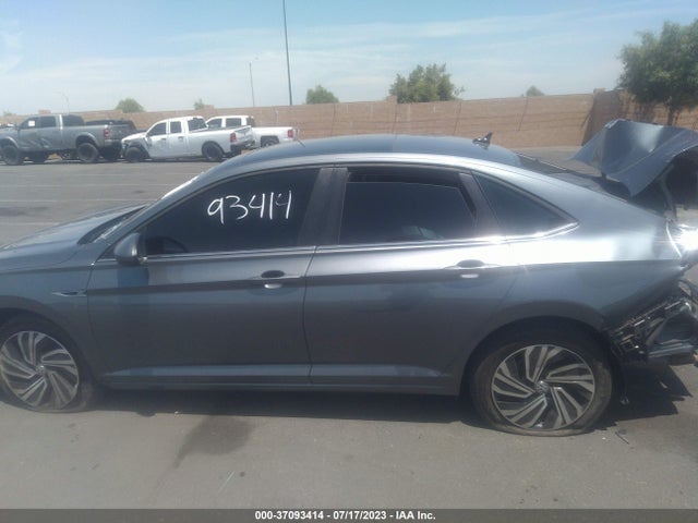 3VWE57BU3MM020467 Volkswagen JETTA SEL
