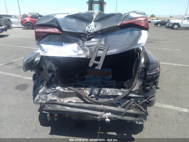 3VWE57BU3MM020467 Volkswagen JETTA SEL