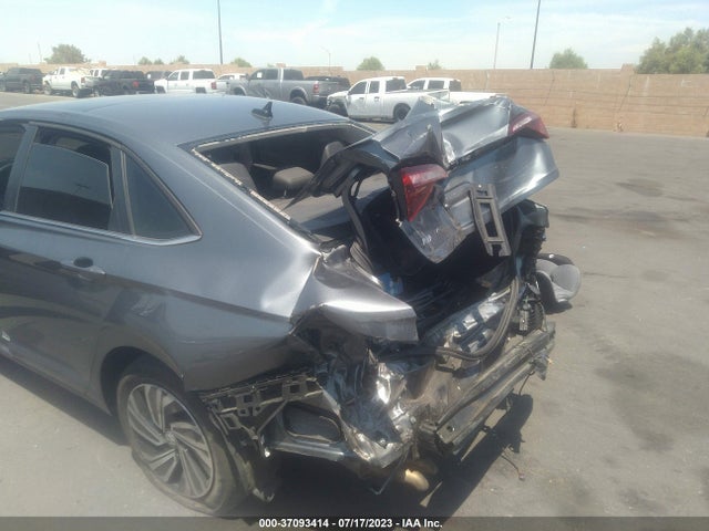 3VWE57BU3MM020467 Volkswagen JETTA SEL