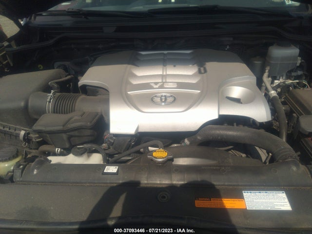 2016 Toyota Land Cruiser, VIN: JTMCY7AJ7G4044456