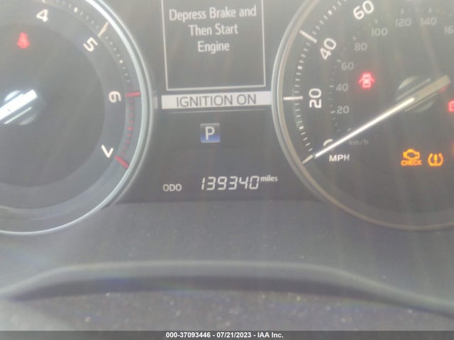 2016 Toyota Land Cruiser, VIN: JTMCY7AJ7G4044456