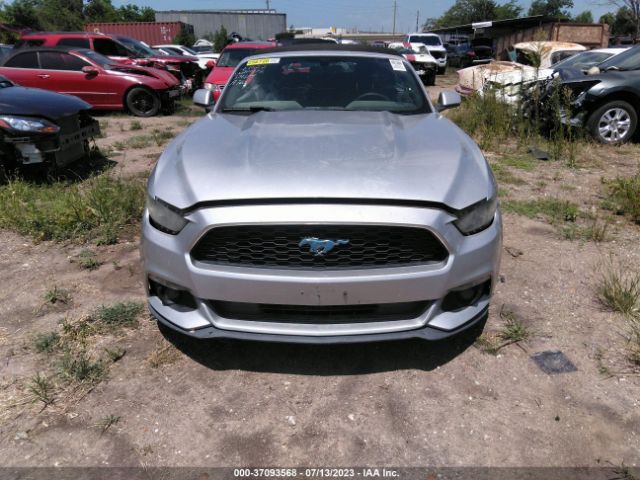 1FATP8EM0F5371874 Ford Mustang V6