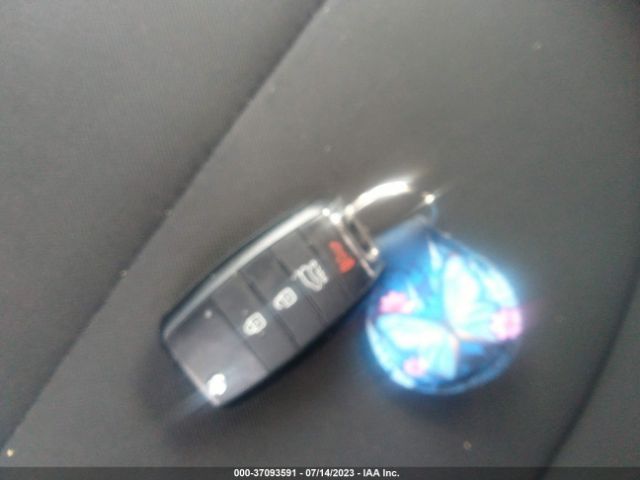 KNDJN2A23K7005768 KIA Soul Base