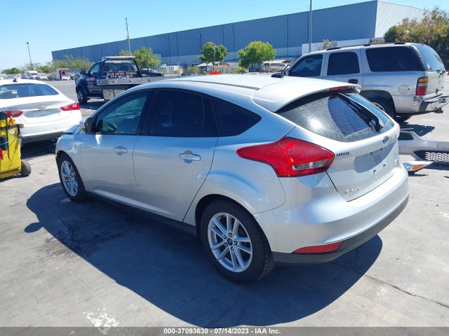 1FADP3K29JL242305 Ford FOCUS SE