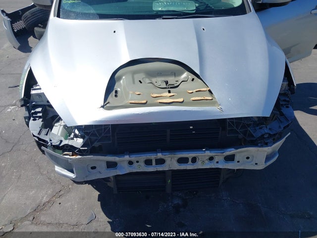 1FADP3K29JL242305 Ford FOCUS SE