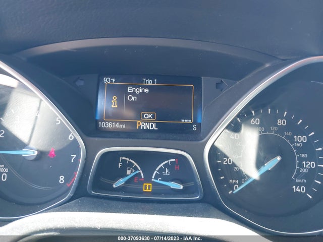 1FADP3K29JL242305 Ford FOCUS SE