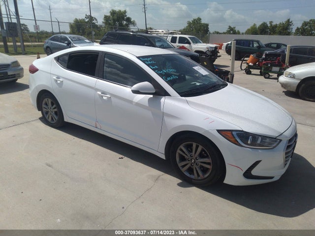2017 5NPD84LF2HH033467 main image