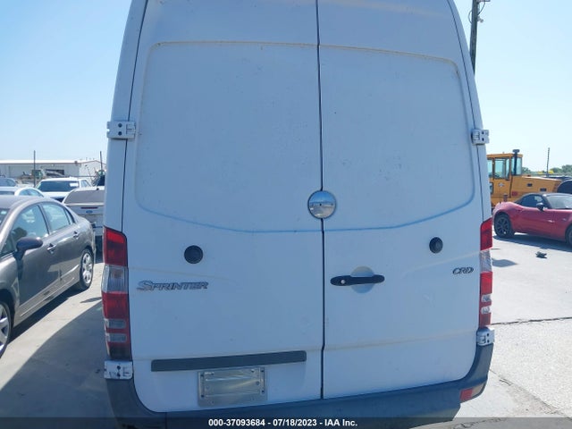 2007 FREIGHTLINER SPRINTER 2500 VIN: WDYPE845175220558