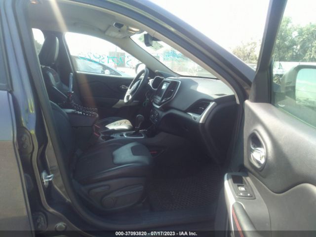 1C4PJMBS1HW605526 Jeep Cherokee Trailhawk