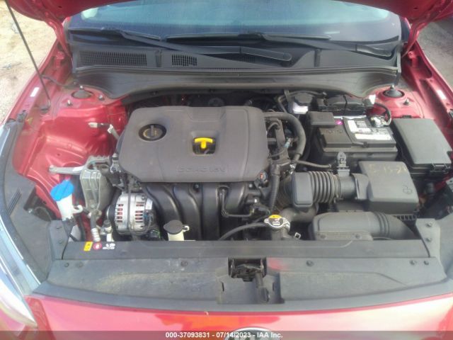 3KPF24AD8ME267039 KIA Forte Lxs