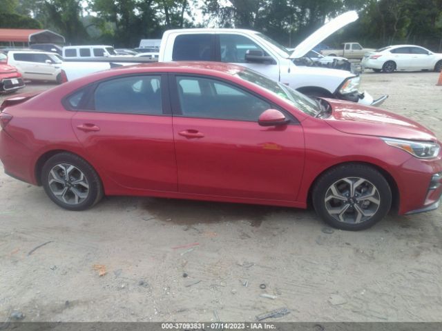 3KPF24AD8ME267039 KIA Forte Lxs