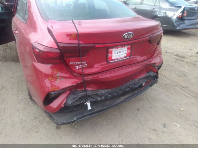 3KPF24AD8ME267039 KIA Forte Lxs