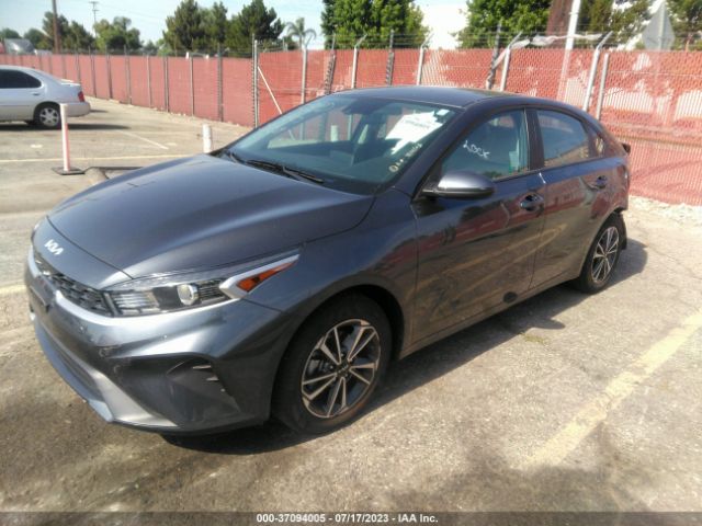 3KPF24AD8NE490604 KIA Forte Lxs