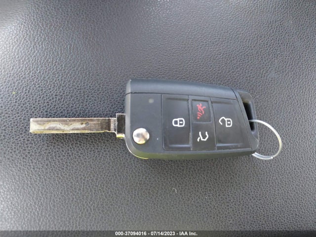 3VWCB7BU3LM026705 Volkswagen Jetta S/se/r-line
