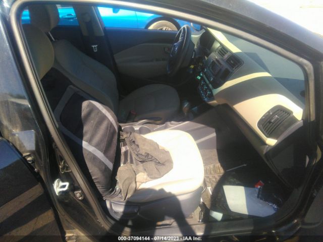 KNADM4A36E6389010 KIA RIO LX