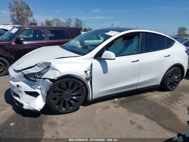 7SAYGDEF2NF343651 Tesla Model Y Performance