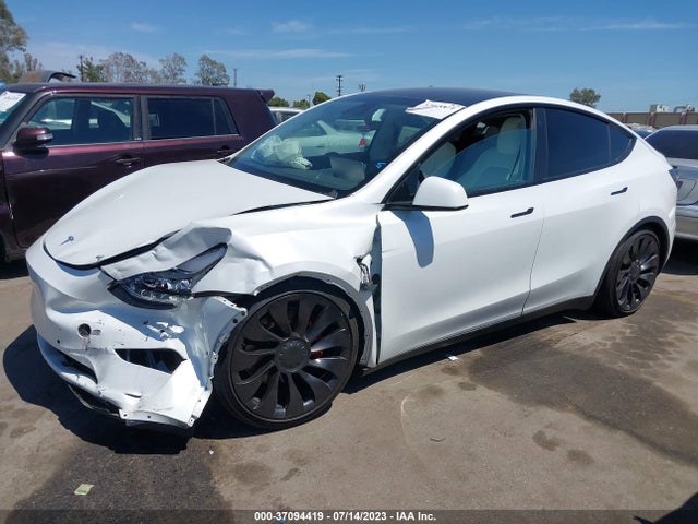 7SAYGDEF2NF343651 Tesla Model Y Performance