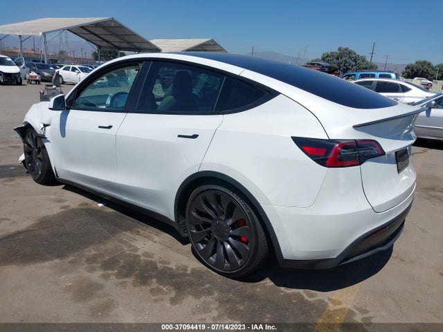 7SAYGDEF2NF343651 Tesla Model Y Performance