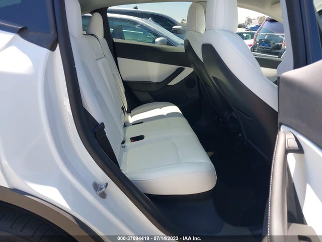 7SAYGDEF2NF343651 Tesla Model Y Performance